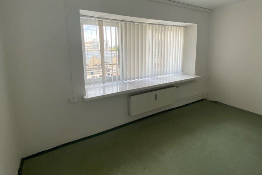 OFERTA NAJMU nr 9 - Budynek biurowy 4-kondygnacje 5 4